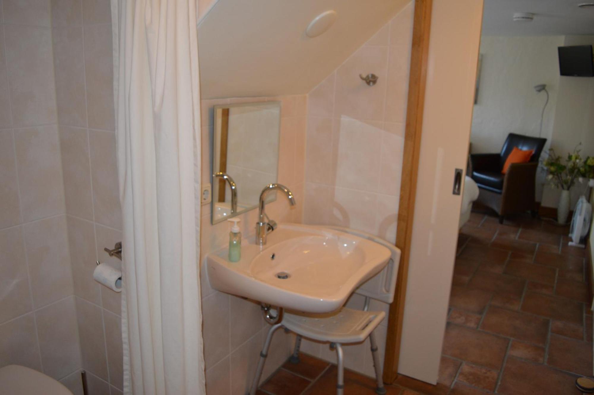 De Martiene Plats - Bed & Breakfast Merselo Habitación foto